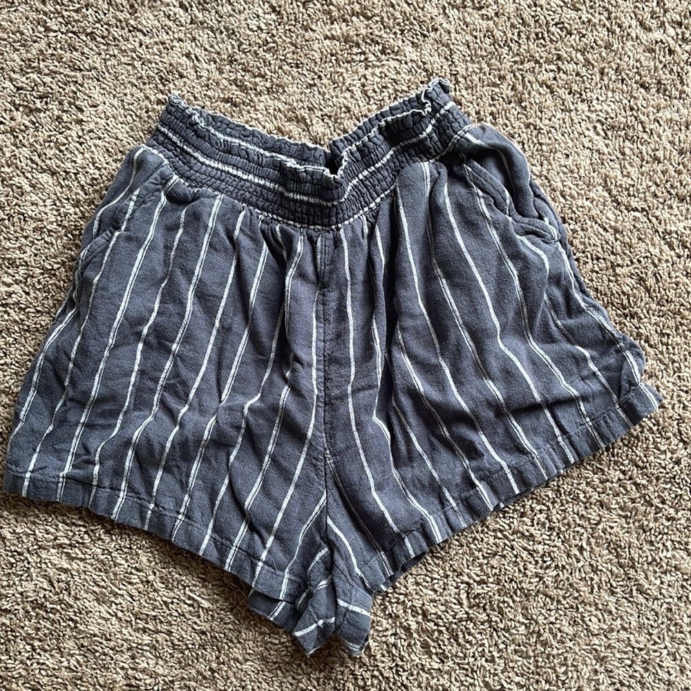 Universal Thread Shorts